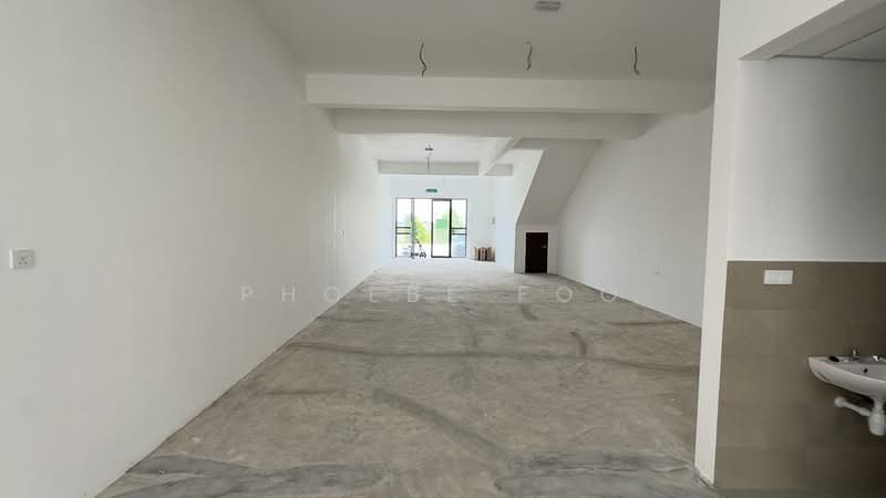 Shop for Rent in Austin Crest (Johor Bahru) - Phoebe Foo - Interior - PropertyGuru.com.my