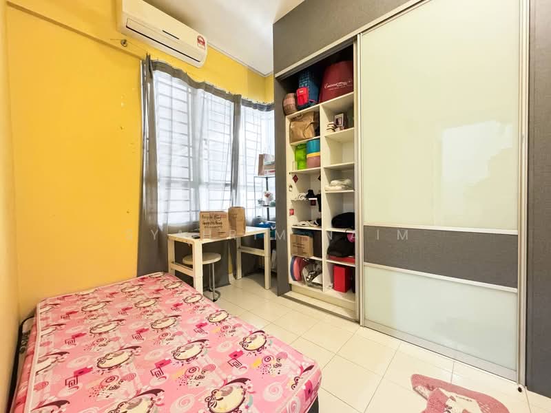 Townhouse for Sale in Batu 9 (Cheras) - Syahrim Naim - Bedroom - PropertyGuru.com.my
