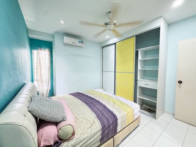 Townhouse for Sale in Batu 9 (Cheras) - Syahrim Naim - Bedroom - PropertyGuru.com.my