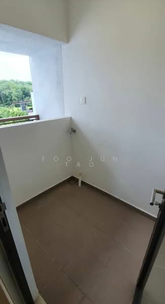 Kondominium untuk Disewa di The WaterEdge (Pinggiran Air) - Foo Jun Tao - Balcony - PropertyGuru.com.my