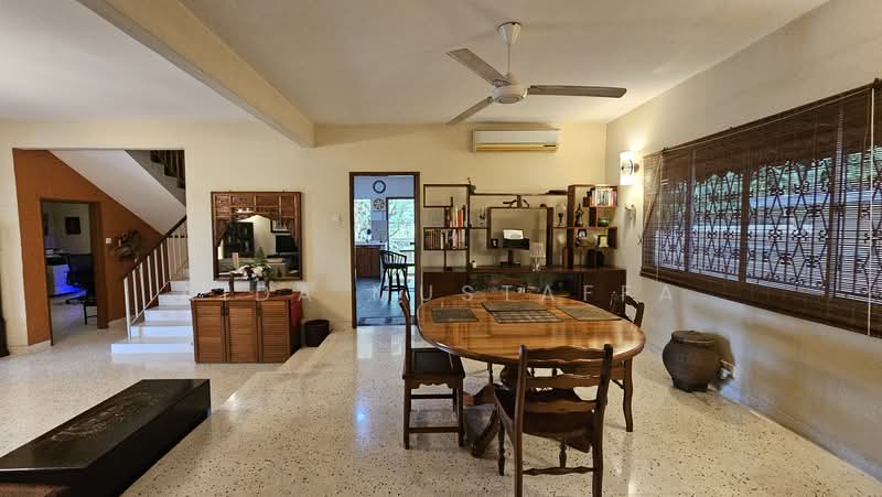 Bungalow for Sale in Taman Overseas Union (Taman Oug) (Jalan Klang Lama (Old Klang Road)) - Aida Mustaffa - Living Room - PropertyGuru.com.my