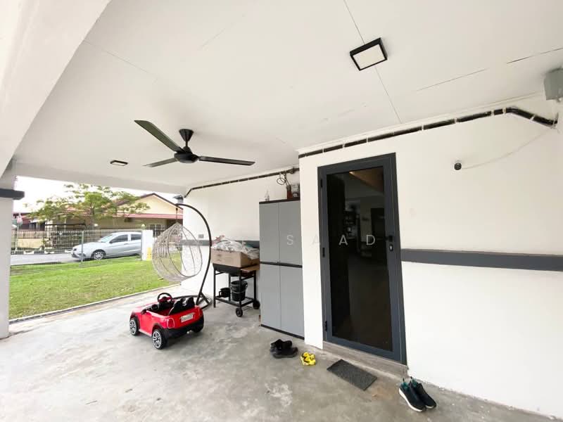 2-storey Terraced House for Sale in Bandar Saujana Putra (Tanjong Duabelas) - Alif Saad - Exterior - PropertyGuru.com.my