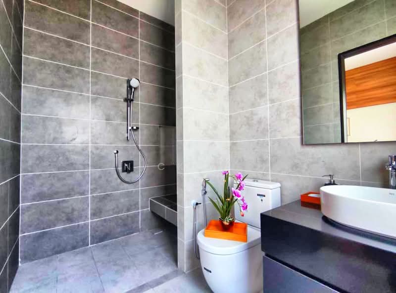 Bungalow for Sale in Bandar Sri Damansara (Selangor) - Nick Woo - Bathroom - PropertyGuru.com.my
