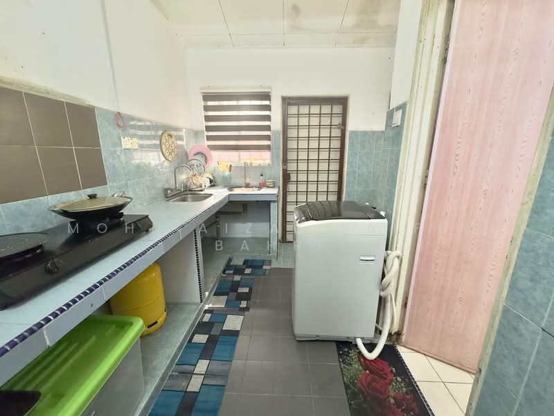 Rumah Teres 2 Tingkat untuk Dijual di Bandar Tun Hussein Onn (Cheras) - Mohd Aizat Saiful Bahri - Kitchen - PropertyGuru.com.my