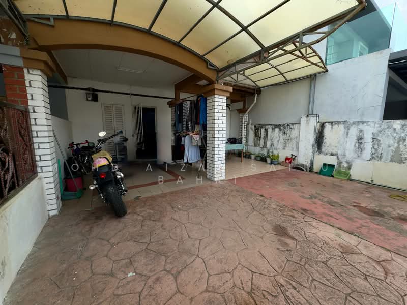Rumah Teres 2 Tingkat untuk Dijual di Bandar Tun Hussein Onn (Cheras) - Mohd Aizat Saiful Bahri - Exterior - PropertyGuru.com.my