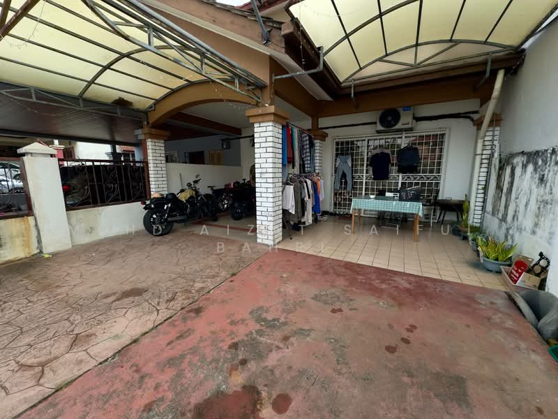 Rumah Teres 2 Tingkat untuk Dijual di Bandar Tun Hussein Onn (Cheras) - Mohd Aizat Saiful Bahri - Exterior - PropertyGuru.com.my