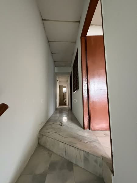 2-storey Terraced House for Sale in Taman Puchong Perdana (Puchong) - Lee Soo Bee - Corridor - PropertyGuru.com.my