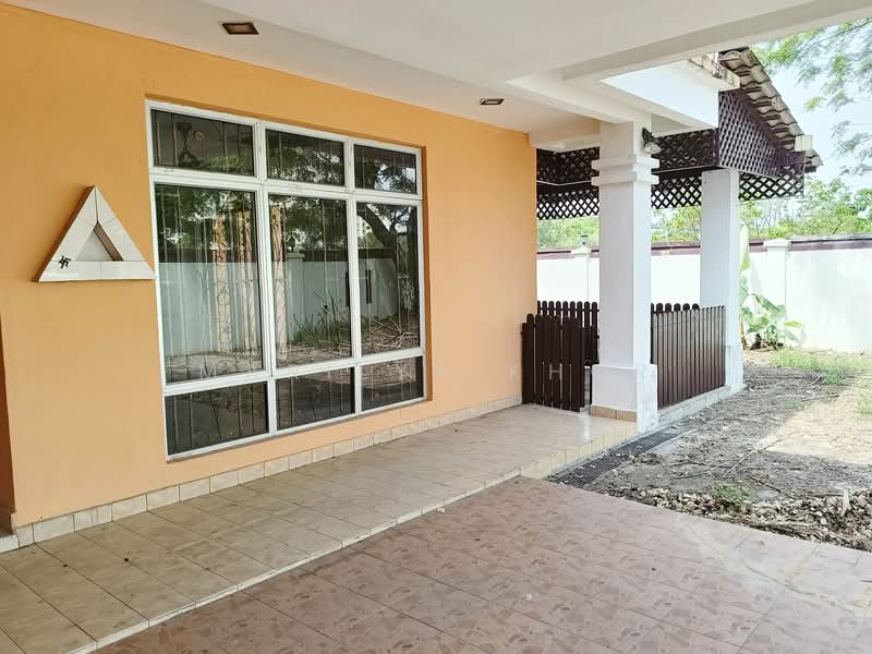 Semi-Detached House for Sale in Puchong (Selangor) - Marilyn Khor - Exterior - PropertyGuru.com.my