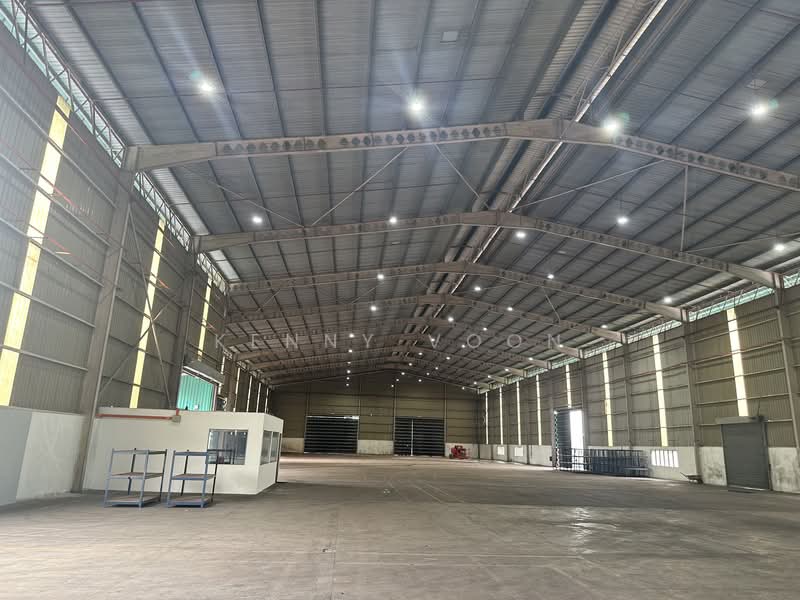 Warehouse for Rent in Taman Perindustrian Subang (Subang Jaya) - Kenny Voon - Interior - PropertyGuru.com.my