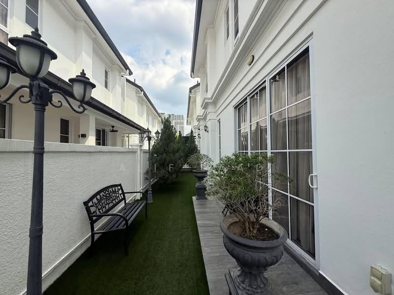 Cluster House for Sale in Eco Majestic (Semenyih) - Alif Saad - PropertyGuru.com.my