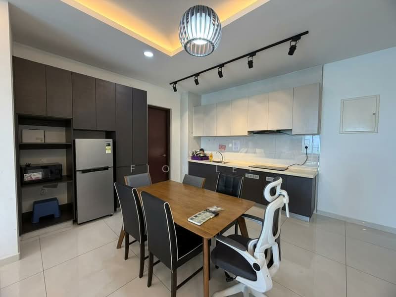 Condominium for Rent at Royal Strand @ Country Garden Danga Bay - Fion Lee - Kitchen - PropertyGuru.com.my