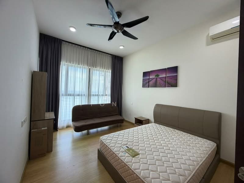 Condominium for Rent at Royal Strand @ Country Garden Danga Bay - Fion Lee - Bedroom - PropertyGuru.com.my