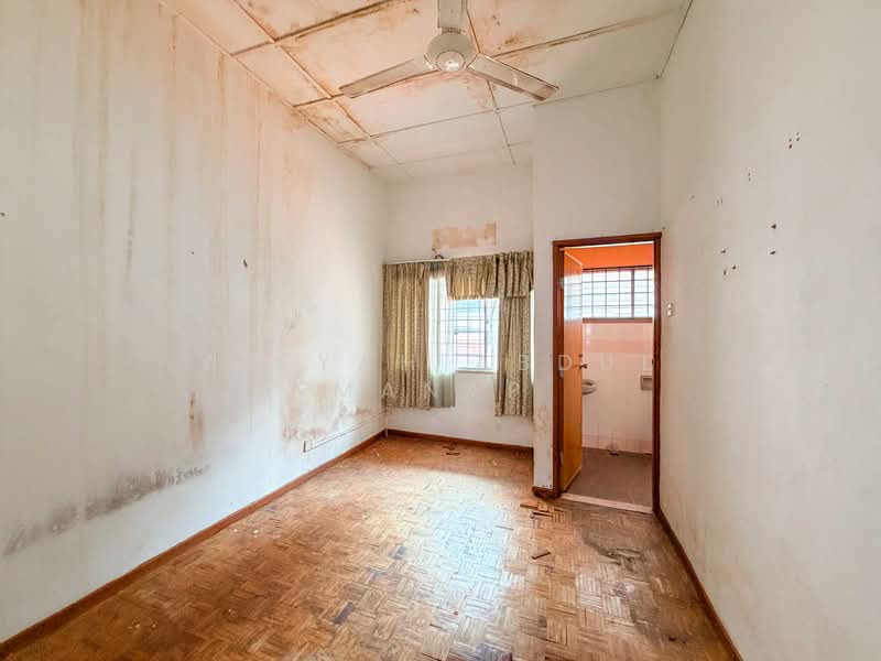 2.5-storey Terraced House for Sale in Ampang Jaya (Ampang) - Aisyah Abdul Manap - Interior - PropertyGuru.com.my