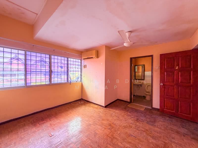 2.5-storey Terraced House for Sale in Ampang Jaya (Ampang) - Aisyah Abdul Manap - Interior - PropertyGuru.com.my