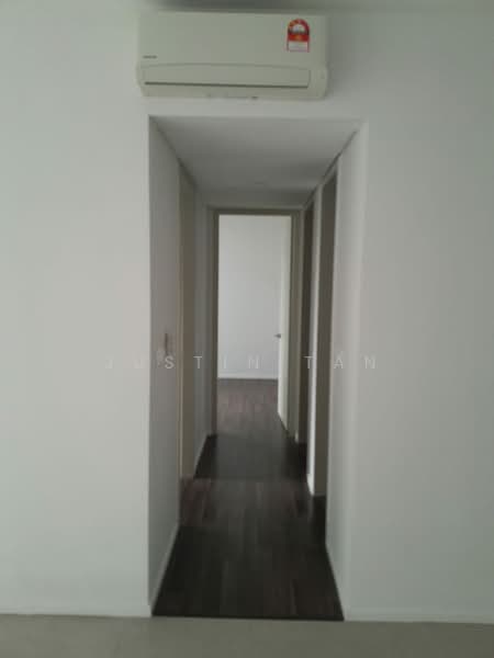 Servis Apartment untuk Disewa di Geo Bukit Rimau - Justin Tan - Corridor - PropertyGuru.com.my