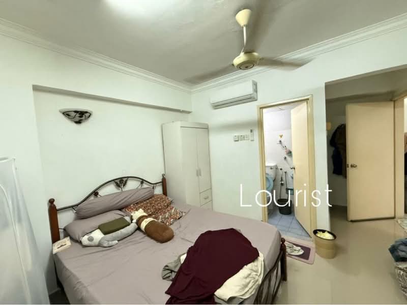 Untuk Disewa - Danau Idaman