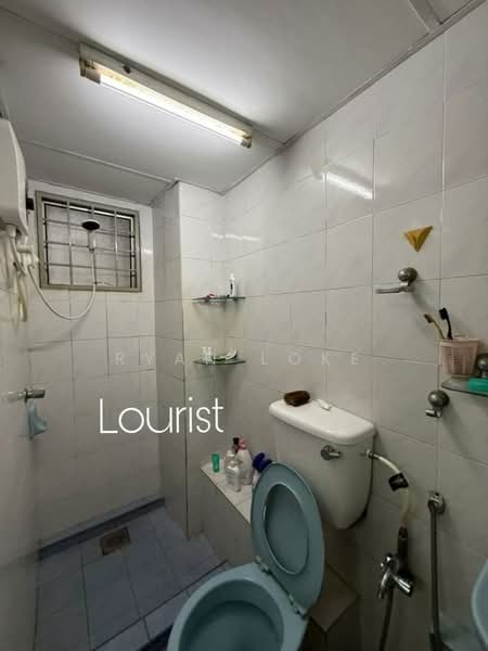 Untuk Disewa - Danau Idaman