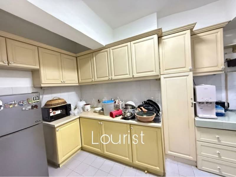 Untuk Disewa - Danau Idaman