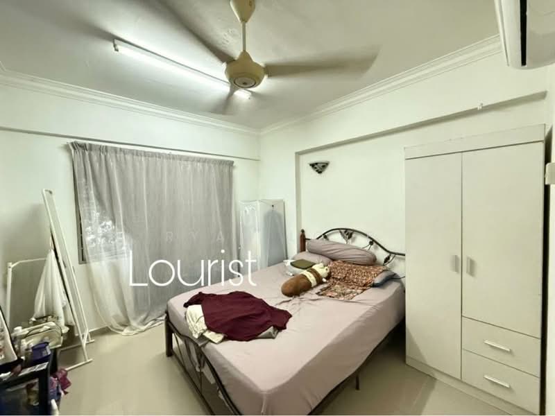 Untuk Disewa - Danau Idaman