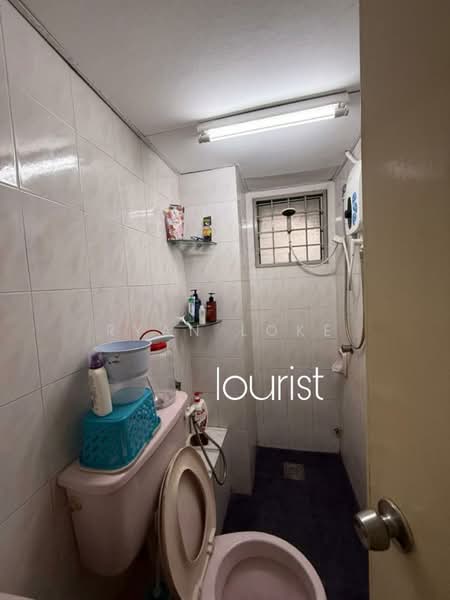 Untuk Disewa - Danau Idaman