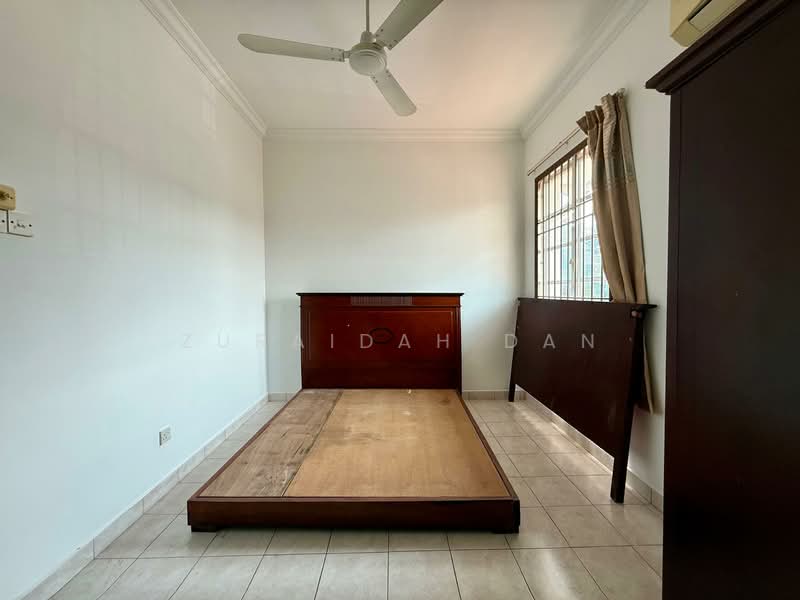 Semi-Detached House for Sale in Bandar Tun Hussein Onn (Cheras) - Zuraidah Dan - Bedroom - PropertyGuru.com.my