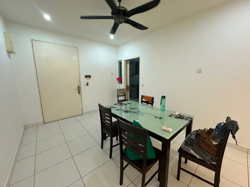 Kondominium untuk Disewa di Elit Heights @ Bayan City - Yang Lim - Dining Room - PropertyGuru.com.my