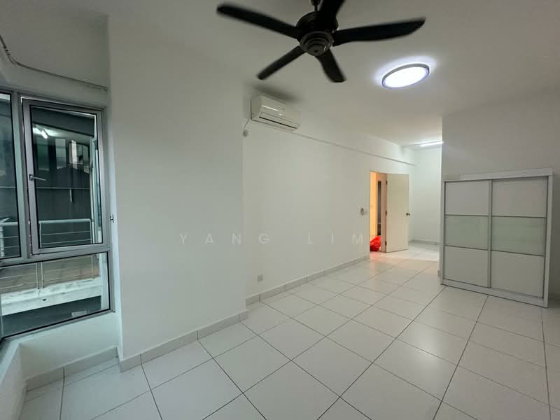 Kondominium untuk Disewa di Elit Heights @ Bayan City - Yang Lim - Living Room - PropertyGuru.com.my