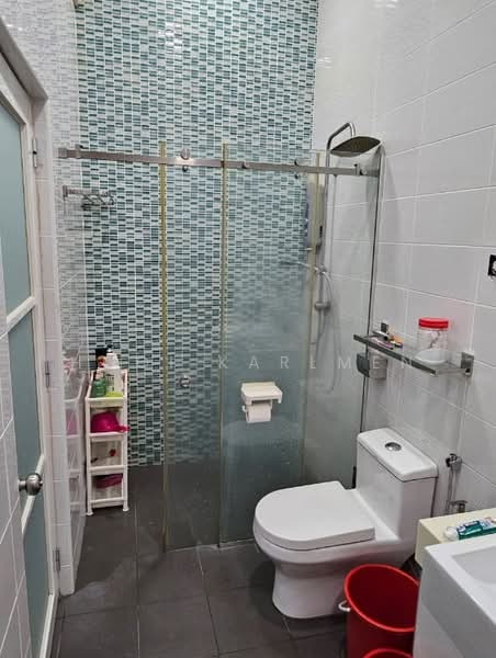 Rumah Teres 2 Tingkat untuk Dijual di Pandan Indah (Ampang) - Hooi Karlmen - Bathroom - PropertyGuru.com.my