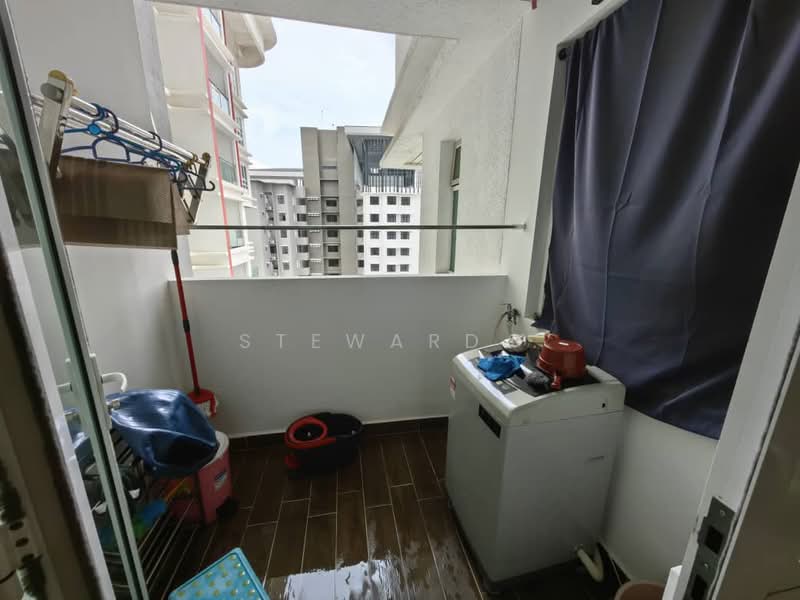 Servis Apartment untuk Disewa di TriTower Residence @ Johor Bahru Sentral - Steward . - PropertyGuru.com.my