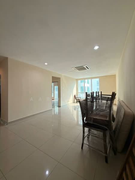 Servis Apartment untuk Dijual di The Loft @ ZetaPark - Aaron Ong - Living Room - PropertyGuru.com.my