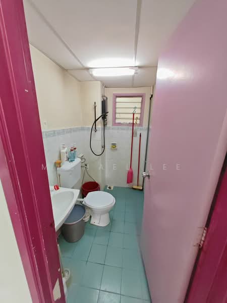 Apartment for Rent at Sri Pinang Apartment - Michael Lee - Bathroom - PropertyGuru.com.my