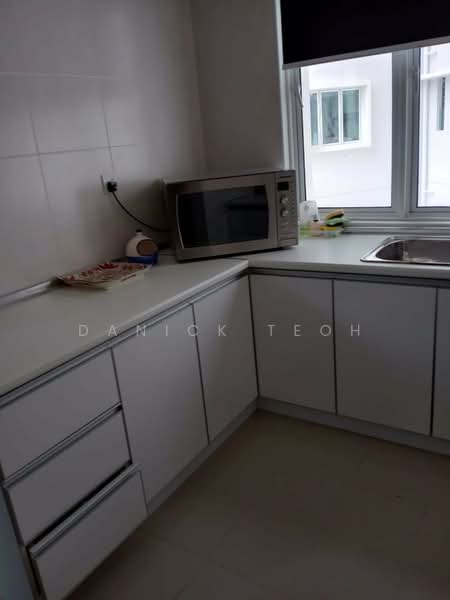 Kondominium untuk Disewa di Bayu Ferringhi Condominiums - Danick Teoh - Kitchen - PropertyGuru.com.my