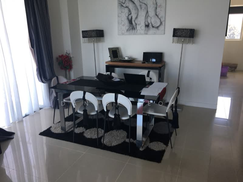 Kondominium untuk Disewa di Bayu Ferringhi Condominiums - Danick Teoh - Dining Room - PropertyGuru.com.my