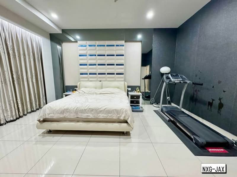 Semi-Detached House for Sale in Setia Damai (Setia Alam) - Lucas Ng - Bedroom - PropertyGuru.com.my