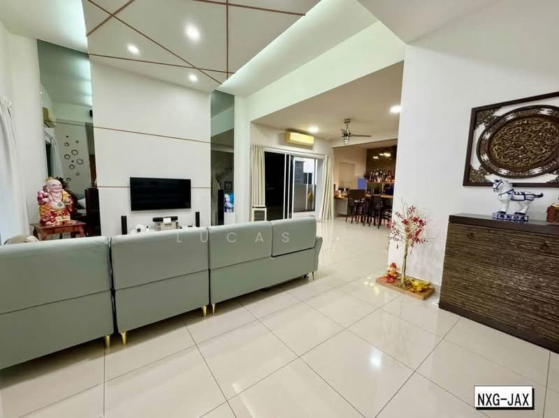 Semi-Detached House for Sale in Setia Damai (Setia Alam) - Lucas Ng - Living Room - PropertyGuru.com.my