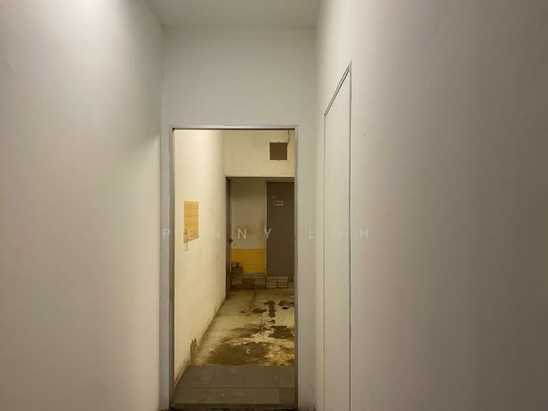 Shop for Rent in Bandar Mahkota Cheras (Cheras) - Penny Loh - Corridor - PropertyGuru.com.my