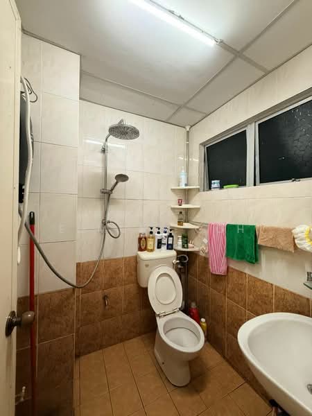 Apartment for Sale at Pangsapuri Seri Siantan - Edmund Goh - Bathroom - PropertyGuru.com.my