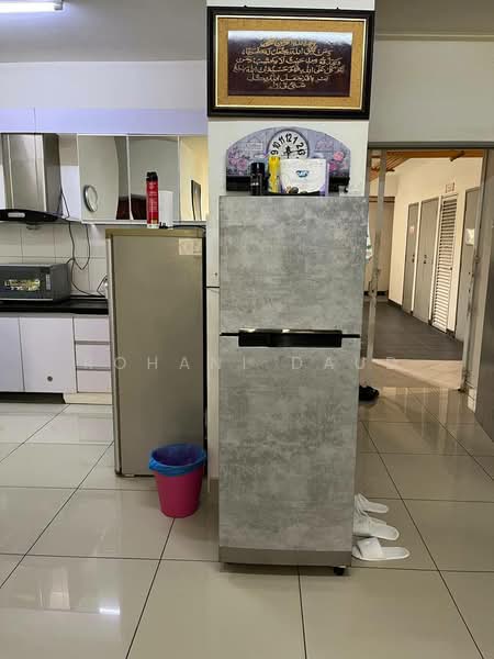 Condominium for Rent at Dwiputra Residences - Rohani Daud - Kitchen - PropertyGuru.com.my