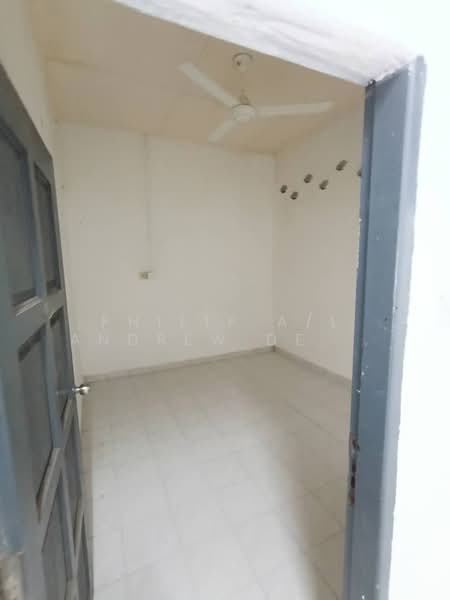 1-storey Terraced House for Sale in Taman Gembira (Klang) - A/L Andrew De Silva Philip - PropertyGuru.com.my