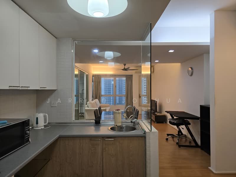 Service Residence for Rent at i-Zen @ Kiara 1 - Jarrod Joshua - Kitchen - PropertyGuru.com.my