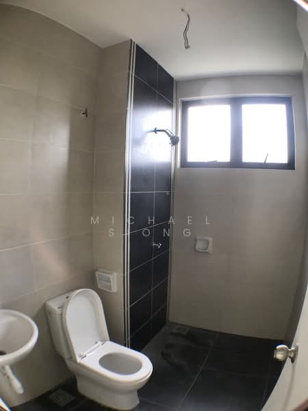 2.5-storey Terraced House for Sale in Rawang (Selangor) - Michael Siong - Bathroom - PropertyGuru.com.my