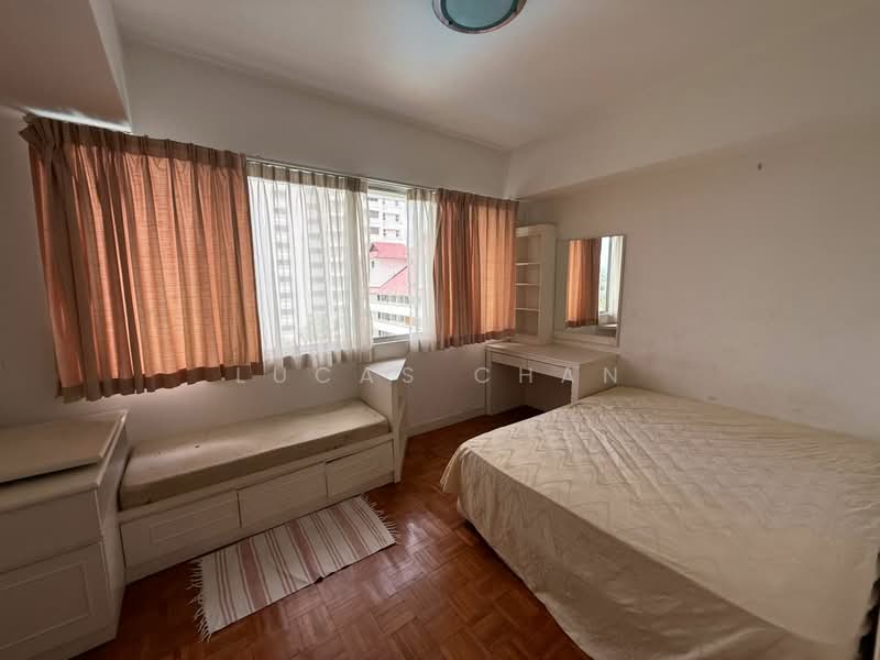 Kondominium untuk Dijual di OBD Garden Tower - Lucas Chan - Bedroom - PropertyGuru.com.my