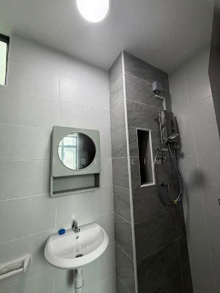 Condominium for Rent at KSL Residence 2 @ Kangkar Tebrau - Ember Lim - Bathroom - PropertyGuru.com.my