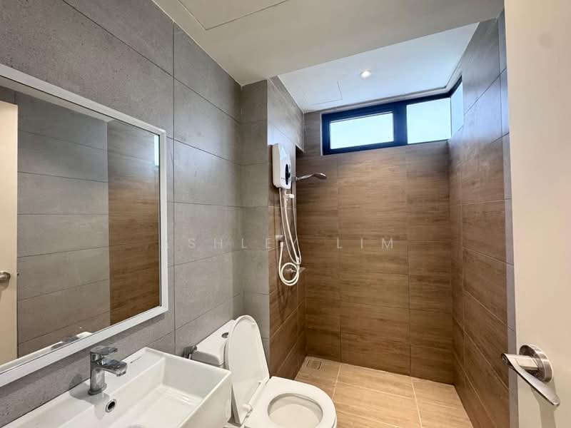 Service Residence for Rent at Vivo Executive Apartment - Ashley Lim - Bathroom - PropertyGuru.com.my