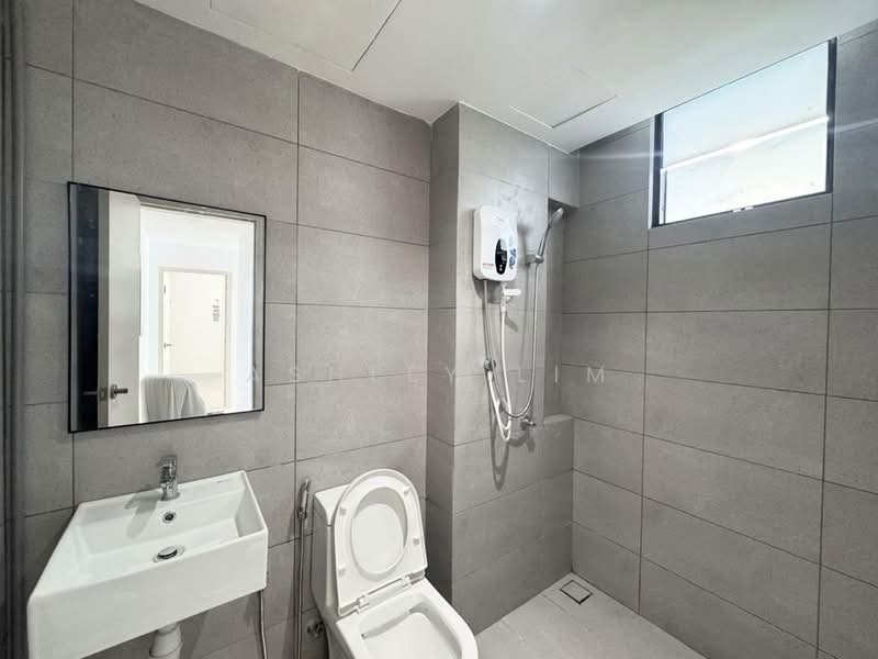 Service Residence for Rent at Vivo Executive Apartment - Ashley Lim - Bathroom - PropertyGuru.com.my