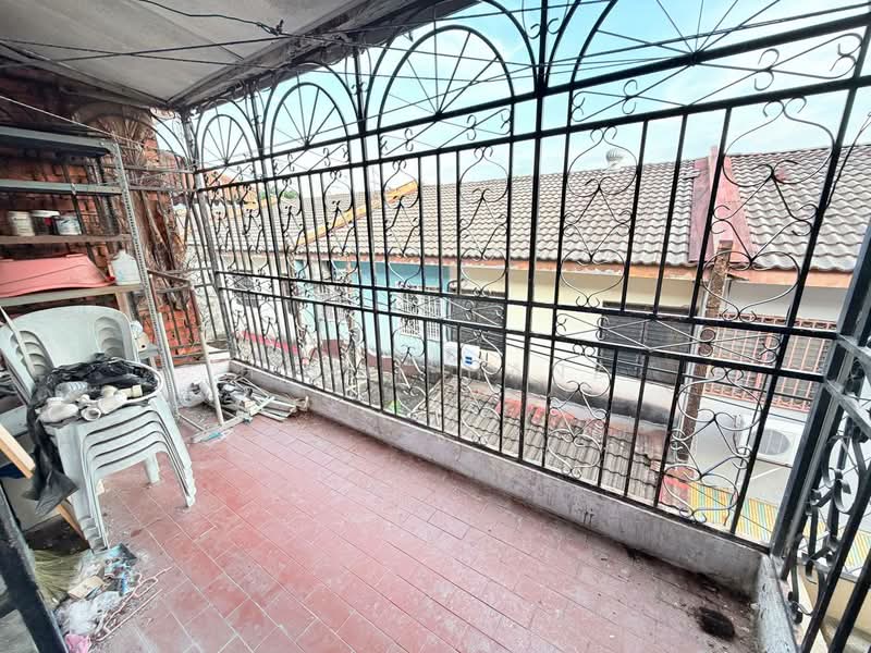 Rumah Teres 2 Tingkat untuk Dijual di Gombak (Selangor) - Hanif Hanz - Balcony - PropertyGuru.com.my