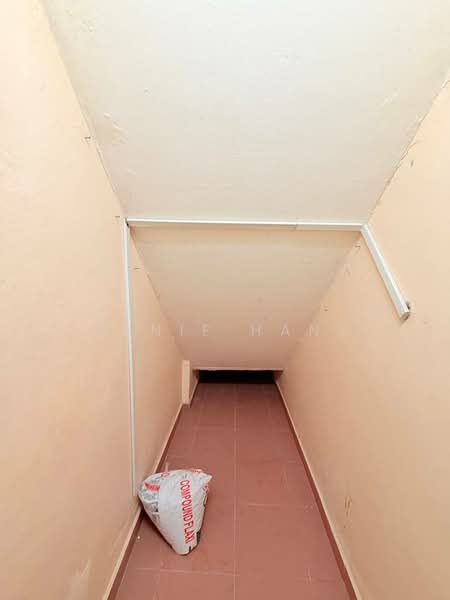 Rumah Teres 2 Tingkat untuk Dijual di Ulu Kelang (Kuala Lumpur) - Hanif Hanz - Corridor - PropertyGuru.com.my