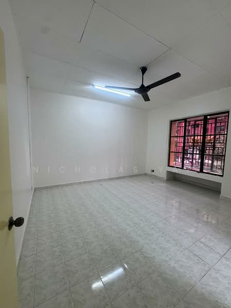 2-storey Terraced House for Sale in Taman Desaria (Petaling Jaya) - Nicholas Yap - PropertyGuru.com.my