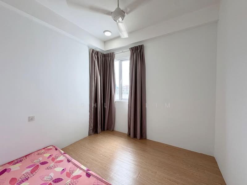 Condominium for Sale at The Clovers - Ashley Lim - Bedroom - PropertyGuru.com.my