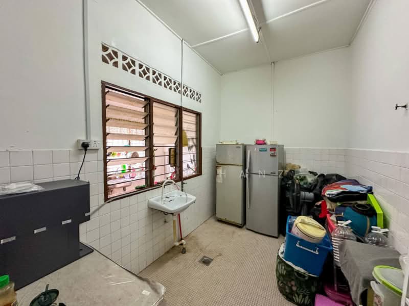 1-storey Terraced House for Sale in Kepong (Kuala Lumpur) - Hanif Hanz - Kitchen - PropertyGuru.com.my